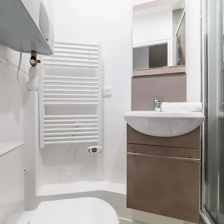 Refait A Neuf Proche Metro - 19 - 2p - Flat-guest Paris